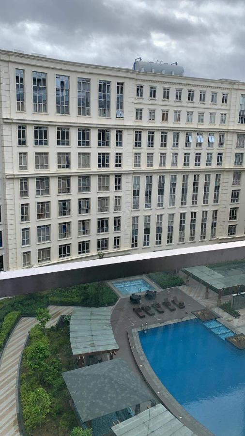 81 Newport Boulevard Cluster 4 - 8F Across Naia Airport, Terminal 3 파사이 외부 사진