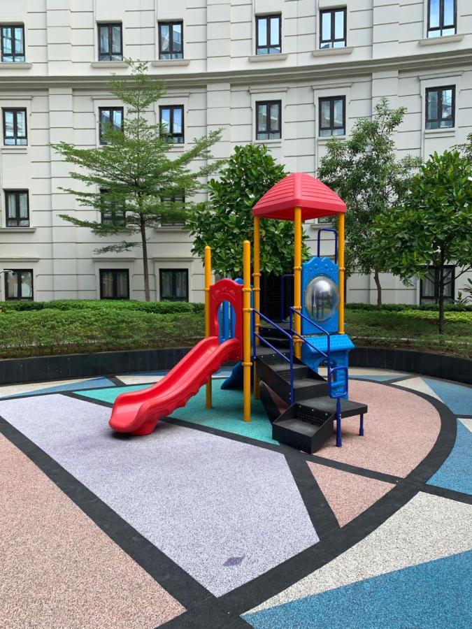 81 Newport Boulevard Cluster 4 - 8F Across Naia Airport, Terminal 3 파사이 외부 사진