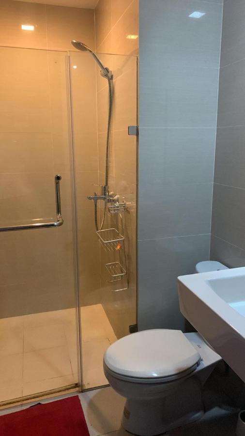 81 Newport Boulevard Cluster 4 - 8F Across Naia Airport, Terminal 3 파사이 외부 사진