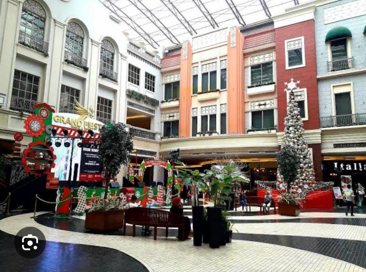 81 Newport Boulevard Cluster 4 - 8F Across Naia Airport, Terminal 3 파사이 외부 사진