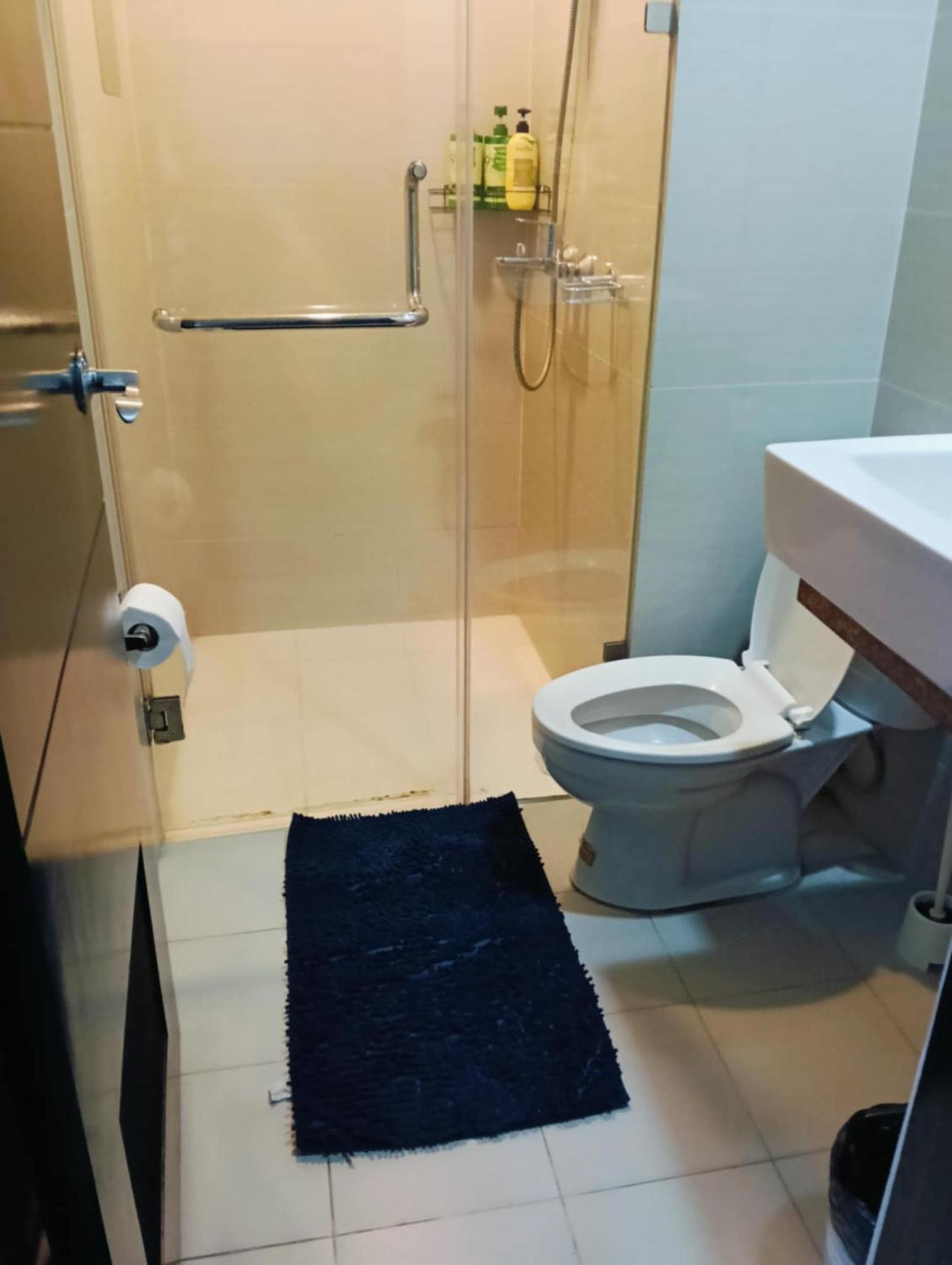 81 Newport Boulevard Cluster 4 - 8F Across Naia Airport, Terminal 3 파사이 외부 사진